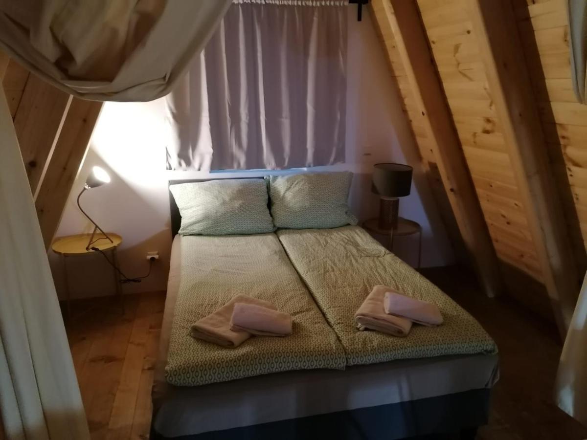 Zlatair Chalets Villa Nova Varoš Eksteriør billede